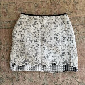 White Floral Lace Pencil Skirt